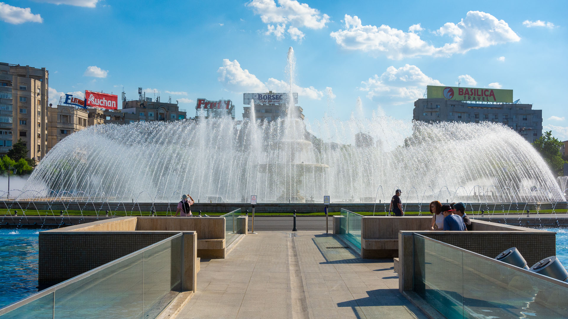 The main fountain