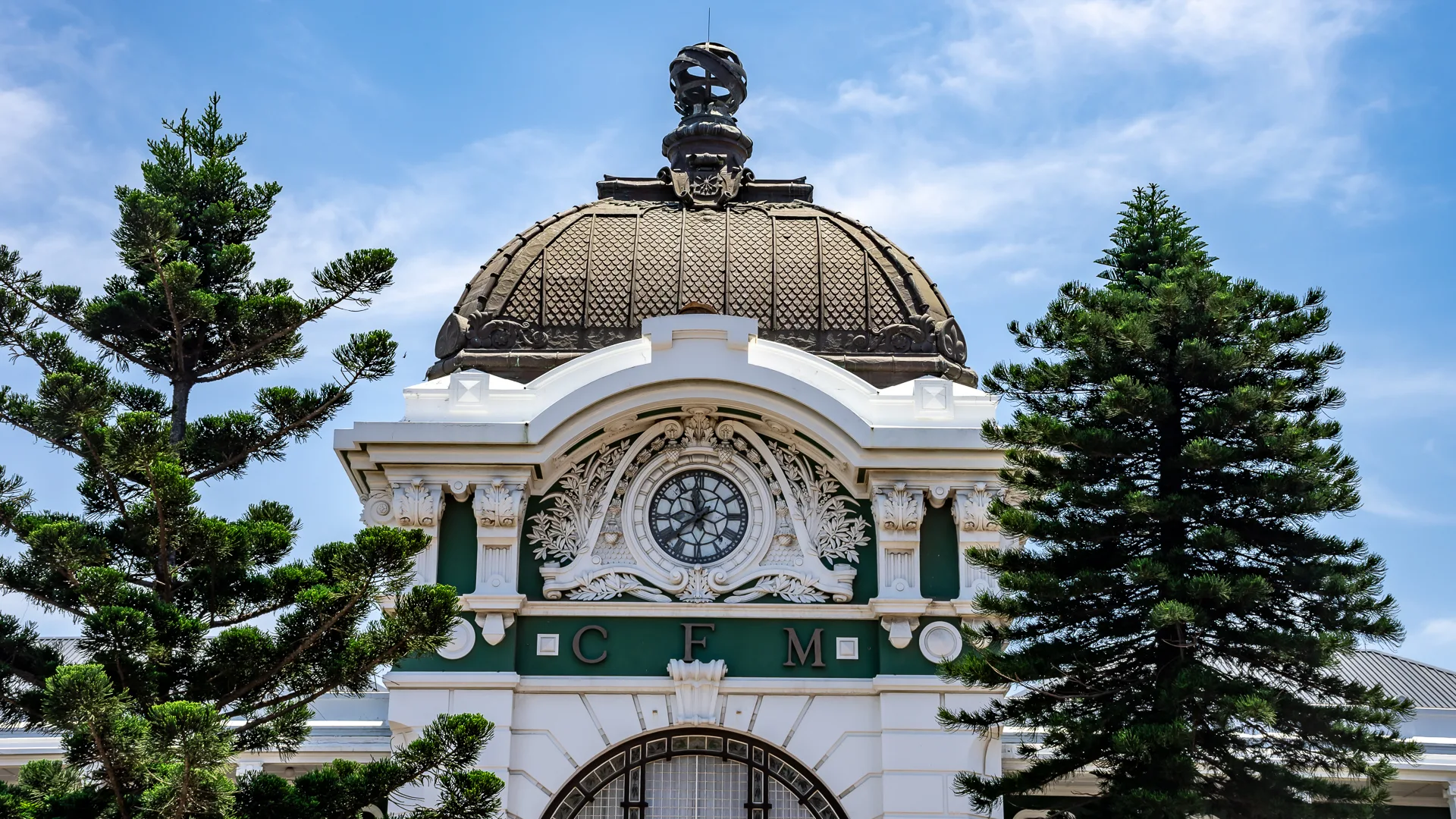 Closer View of the facade of Maputo Central Railway Station