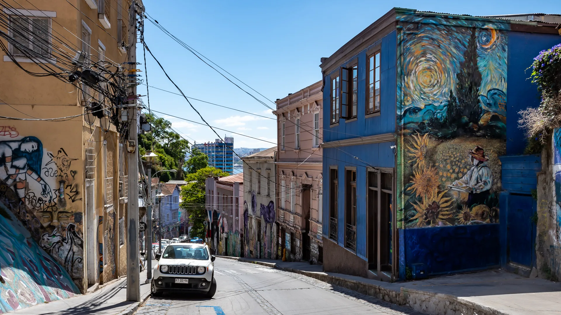 Street art in Valparaíso