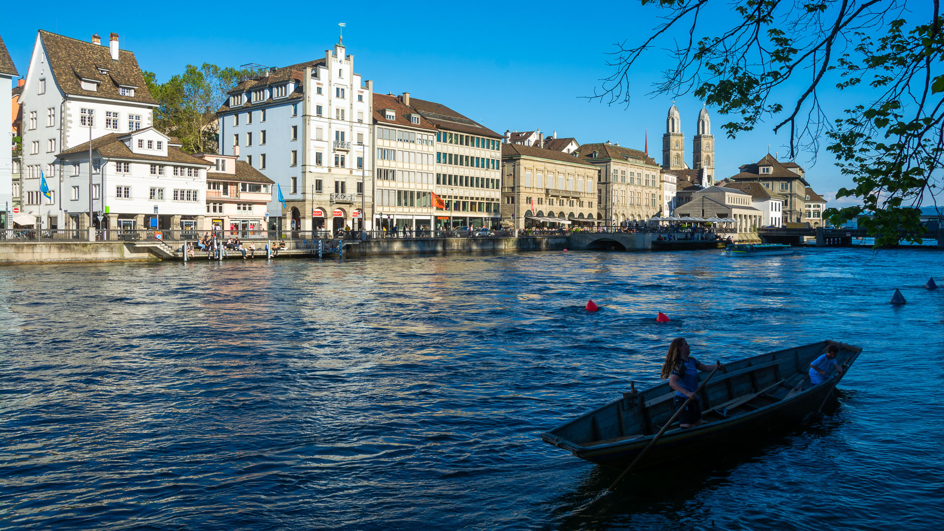 Boat and Limmat