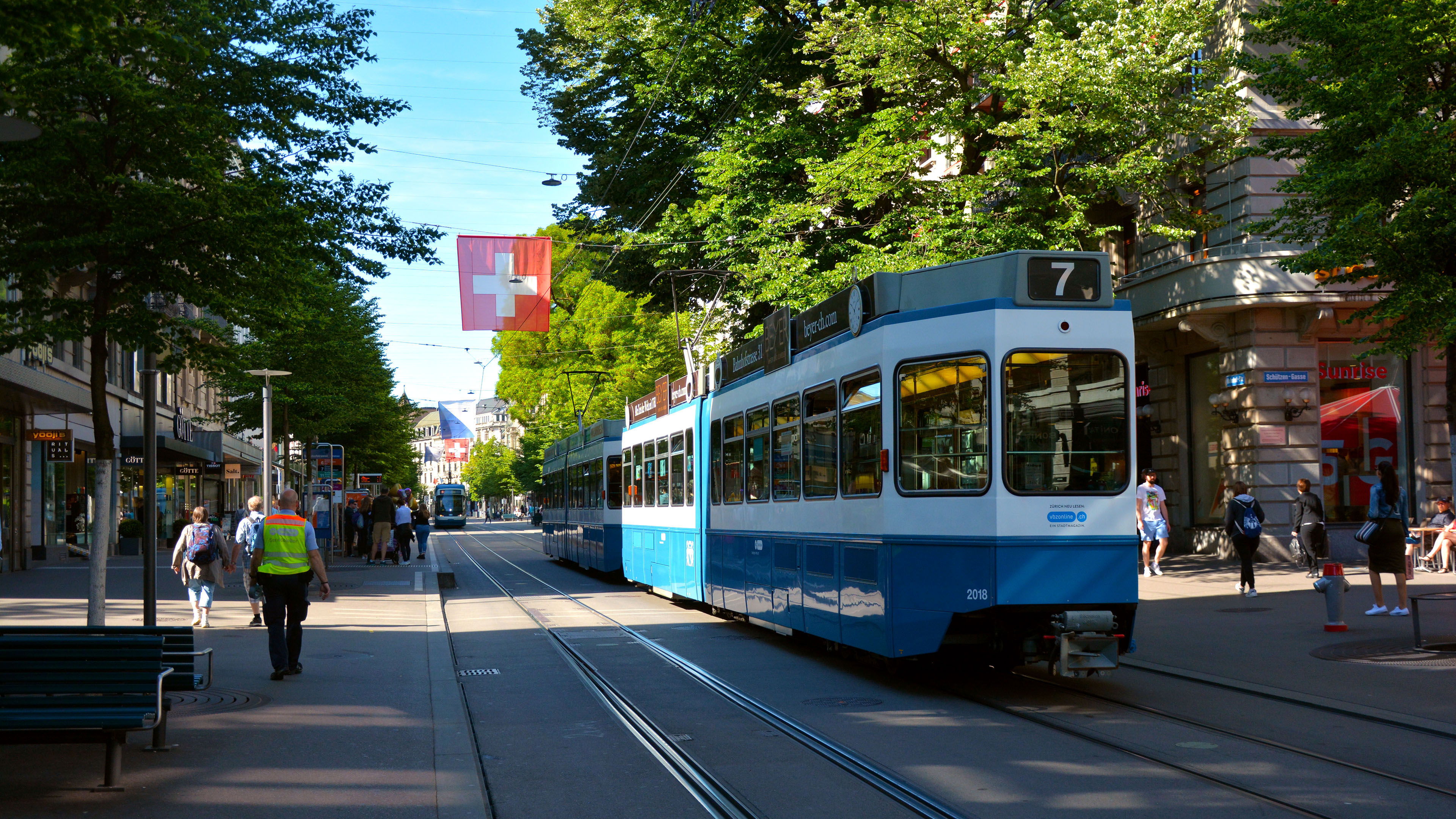 Tram car on Bahnhofstraße